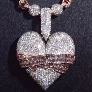 Luxury Heart Shape Moissanite <b>Pendant</b> 18K <b>Solid</b> <b>Gold</b> Rose <b>Gold</b> Plated Baguette Cut Themed <b>Pendant</b> Hip Hop Iced Out <b>Pendant</b> - Product Image 5