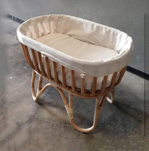 Lit bébé pliable en rotin naturel, design minimaliste, idéal pour l'extérieur, la chambre et l'hôtel - Product Image 2