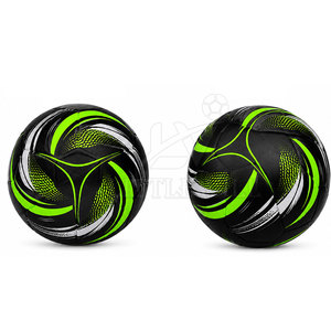 Ballon de football hybride en PU léger et de haute qualité, avec un design de panneaux durables pour l'entraînement, la pratique et les matchs de football - Product Image 5