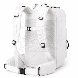 Sac à dos tactique pour équipement de plein air fonctionnel avec une construction en matériaux durables et des options de transport pratiques - Product Image 2