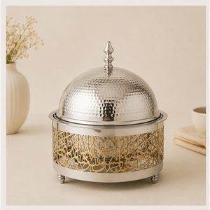 Olla Caliente de Acero Inoxidable con Caligrafía Árabe Moderna y Tapa de Cúpula Martillada para Hostelería y Banquetes de Boda - Product Image 1