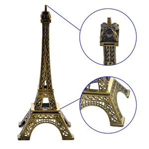 Statue en métal de la Tour Eiffel, finition or antique, objet décoratif, décoration de la Tour de Paris, décoration intérieure, salon, chambre, bureau, étagère, table - Product Image 4