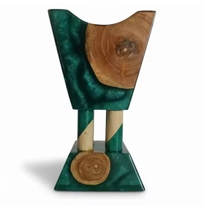 Escultura de Madera con Resina Epoxi Verde Abstracta, Arte Irregular, Decoración para el Hogar - Product Image 4