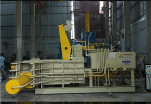 Presse à balles semi-automatique de 123 tonnes pour la ferraille, haute sécurité, longue durée de vie, économie d'énergie, 380V - Product Image 4