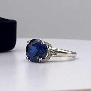 Bague en saphir avec accents de saphir blanc, certifiée IGI, en argent sterling, taille personnalisée, bijou pierre de naissance de septembre, cadeau pour femme - Product Image 2