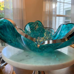 Bol en résine Ocean Bloom, plat de service Aqua Galaxy, bol décoratif Celestial Sea, plateau en résine Turquoise Nebula, bol artistique émeraude. - Product Image 1