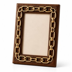 Elegant Equestrian Photo <b>Frame</b> Featuring A <b>Black</b> Leather Finish With Gold Metal Details Perfect For Luxury Home Decor Tabletop - Product Image 3
