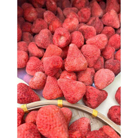 Premium FD Gefreeze-droogde Zoete Aardbeien Hele 100% Natuurlijk Zonder Toegevoegde Suiker Knapperig Vacuüm Verpakt 1kg Vietnam Kant-en-klaar Fruit
