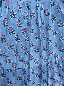 Robe longue décontractée en coton bleu ciel à imprimé floral pour femme, avec manches bouffantes et volants, vente en gros - Product Image 3