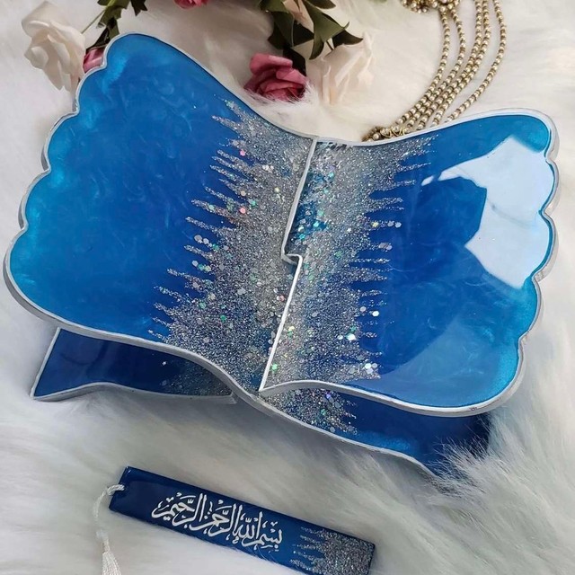 Most demanded elegant resin rehel Qur'an stand designs add spiritual beauty to any prayer room or home corner