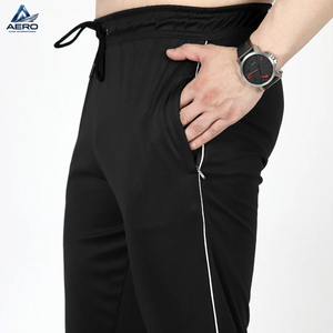 Pantalones Deportivos Negros para Hombre con Franja Lateral, Cintura Elástica con Cordón, Ropa de Entrenamiento de Alta Calidad, Pantalones para Gimnasio y Fitness - Product Image 6