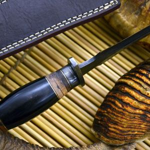 Couteau de chasse en acier Damas fait main avec manche en cuir, outil utilitaire OEM pour le camping, la survie et le bushcraft en extérieur - Product Image 3