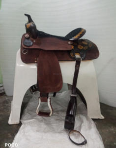 Cuir véritable Western All Around Horse Saddle Magnifiquement fabriqué à la main Meilleur pour le plaisir de l'équitation et des courses de barils en gros - Product Image 2
