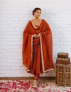 Vestido Anarkali de Seda Vichitra de Lujo, Listo para Usar, con Pantalón Palazzo y Dupatta - Product Image 2