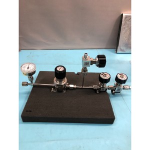 Régulateur de pression APTECH AP5008S4MTSCMK + 2X - Équipements et pièces semi-conductrices d'occasion fiables à l'échelle mondiale chez - Product Image 6