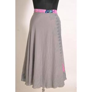 Falda Maxi Cruzada de Seda con Estampado Floral Vintage Personalizada para Mujer, Elegante - Product Image 2