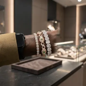 Pulseras de tenis de oro macizo para hombre con moissanita y diamantes, corte esmeralda y engaste de canal, chapadas en oro rosa, joyería de lujo para fiestas - Product Image 5