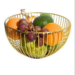 Corbeille à fruits en métal de luxe contemporaine pour table à manger, comptoir de cuisine, rangement, style moderne et élégant pour la décoration de la maison - Product Image 1