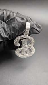 จี้เพชรโมอิสซาไนต์รูปตัวอักษร B แบบเขียนลายมือ ประดับเพชรเต็มตัว สำหรับงานปาร์ตี้ฮิปฮอป  ทำจากเงินแท้ 925  จี้และเครื่องประดับคุณภาพสูง - Product Image 5