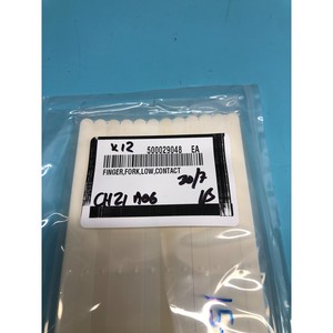 LOT DE 12 VARIAN 15-130746-01 FINGER, FORK, LOW - Équipements et pièces semi-conducteurs de confiance à l'échelle mondiale chez Trusted Global Legacy - Product Image 4