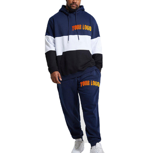 Ensemble de survêtement homme hiver personnalisé avec patchs imprimés effet vieilli, comprenant un sweat à capuche et un pantalon, style délavé à l'acide et color block - Product Image 3
