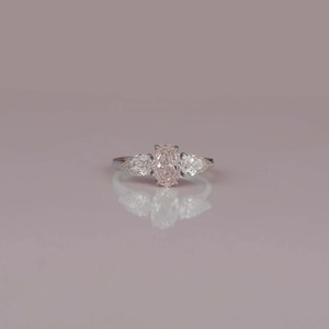 Anillo de dedo de diamante de lujo clásico para mujer Nuevo regalo de compromiso de alta calidad de moda de la India - Product Image 1