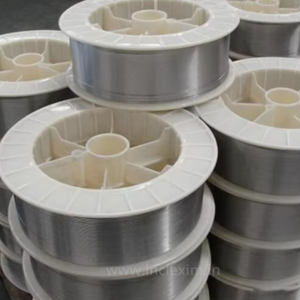 Fil de soudage fourré en acier inoxydable E347T1 SS347 FCAW, résistant à la chaleur pour la fabrication industrielle à haute température, export - Product Image 5