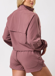 Conjunto de Chaqueta y Pantalones Cortos Ligeros de Verano para Mujer, Color Marrón Ciruela, de Alta Calidad, con Cierre Completo y Largo hasta el Tobillo - Product Image 5