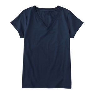 T-shirt femme coupe décontractée en coton doux, idéal pour un usage quotidien, confortable et élégant pour un look sans effort. - Product Image 3