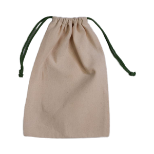 ถุงผ้าฝ้ายออร์แกนิค 100% เป็นมิตรกับสิ่งแวดล้อม พร้อมเชือกผูก สำหรับใส่ของขวัญ พิมพ์โลโก้ได้ตามต้องการ รีไซเคิลได้ ชุดสีเบจ 100 ชิ้น - Product Image 4