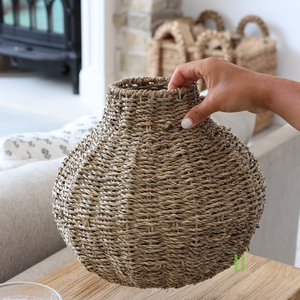 Vase en jonc de mer écologique fait main avec poignées, vase décoratif rustique tissé naturellement pour la décoration de maison moderne de style farmhouse - Product Image 5