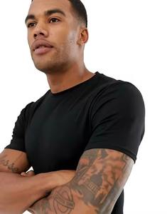 Camiseta de algodón negra lisa con cuello redondo para hombre, de calidad premium, con logotipo personalizado del fabricante. - Product Image 3