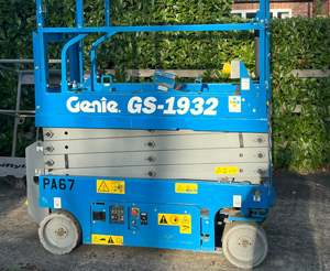 รถยกกรรไกรไฟฟ้า Genie GS-1930 มือสองคุณภาพพรีเมียม ขนาด 19 ฟุต แบบเคลื่อนที่ได้ ระบบไฮดรอลิก  พร้อมจำหน่าย - Product Image 4