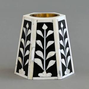 Elegant Handcrafted Shell Incense Holder with Bone Inlay and <b>MOP</b> Bakhoor Burner for Home Decor and Religious Spirituality - Product Image 2