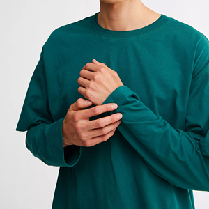 เสื้อยืดแขนคู่สไตล์สตรีทสำหรับผู้ชาย วัสดุผ้าฝ้ายผสมที่สวมใส่สบาย เสื้อผ้าลำลองสำหรับสวมใส่ทุกวัน - Product Image 6
