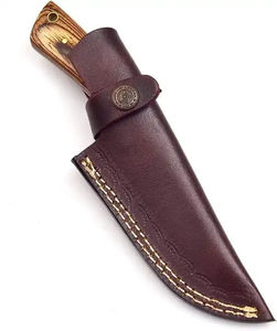 Couteau à lame pointue en acier Damas artisanal avec manche en bois pour la chasse. Couteaux en acier Damas en vente à bas prix. - Product Image 4