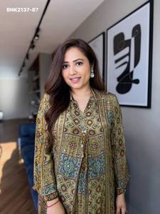Best Quality Crepe with Ajrakh Print & Real <b>Mirror</b> work Long & A-Line Shirt-Collar Kurti-<b>Plain</b> Plazzo Pair Indian Supplier - Product Image 2