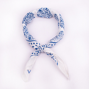 Pañuelo cuadrado tipo bandana con estampado floral de algodón, agradable al tacto, transpirable, informal, accesorio de primavera y verano para unisex - Product Image 4