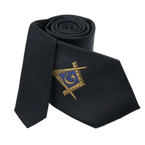 Corbata Masónica de Seda con Rayas Moradas y Verdes, Diseño Bordado de Compás Cuadrado, Tejido Clásico de Sarga para Uso Profesional - Product Image 5