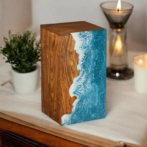Urna Funeraria Artesanal de Madera de Palisandro con Diseño Marino en Resina - Product Image 3