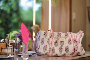 Sac de voyage en coton personnalisé, vente en gros, écologique, imperméable, sac de week-end de luxe, prix d'usine OEM pour bagages de sport - Product Image 2