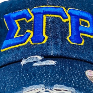 หมวกยีนส์สีน้ำเงินเข้ม Sigma Gamma Rho ปักลายสมาคมนักศึกษากรีก หมวกเบสบอลปรับขนาดได้ สำหรับผู้หญิง สวมใส่สบายๆ ในมหาวิทยาลัย หมวกแฟชั่นแบบสั่งทำ - Product Image 5