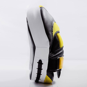 ถุงมือหนังคุณภาพสูง ELEGANT CORPORATION สำหรับฝึกซ้อมมวย MMA ระดับมืออาชีพ - ถุงมือโค้งระบายอากาศได้ดี - Product Image 2
