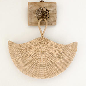 Décoration murale bohème en rotin naturel, éventails tissés à la main, centre de table pour la décoration des murs - Product Image 3