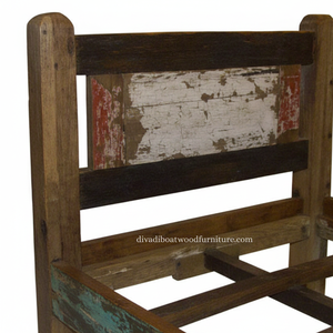 Lit simple en bois de bateau récupéré, démontable, avec tête de lit, couleur naturelle, écologique, durable, meuble artisanal pour chambre à coucher - Product Image 4