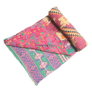 Indian Indigo Print Kantha <b>Quilt</b> Floral <b>Quilt</b> Bedspread Bedding Blanket Indian Reversible Hand Stitched Heavy Throw Old Sari - Product Image 6
