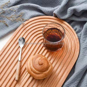 Plateau et planche de service portables et réutilisables en bois de Doussie poli sculpté de qualité supérieure pour la cuisine, la salle à manger, les boissons et la vaisselle - Product Image 5