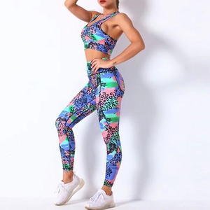 Conjunto Deportivo de Yoga para Mujer con Estampado de Leopardo, Ropa Deportiva sin Costuras para Gimnasio, Fitness y Entrenamiento - Product Image 1