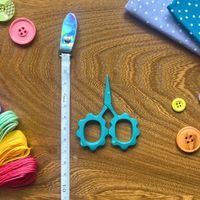 Ciseaux de couture et de broderie portables miniatures de 2,5 pouces en acier inoxydable, coupe-fil pour travaux d'aiguille, quilting, artisanat, bricolage