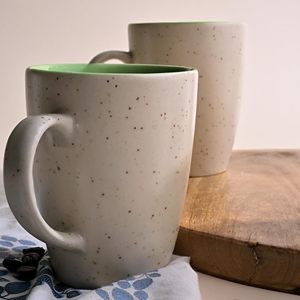 แก้วกาแฟเซรามิกสองสี ทันสมัย หรูหรา ทนทาน พกพาสะดวก ขนาด 350 มล. เป็นมิตรกับสิ่งแวดล้อม สีเบจ-เทา ลายป่า สำหรับสำนักงาน ของขวัญ สีเขียว - Product Image 2